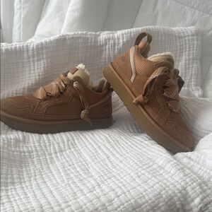 UGG Tan Sneakers SZ 10